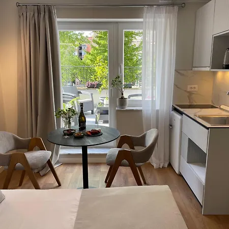 Nea Terrace Тирана